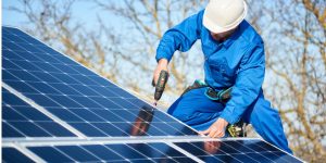 Installation Maintenance Panneaux Solaires Photovoltaïques à Évans